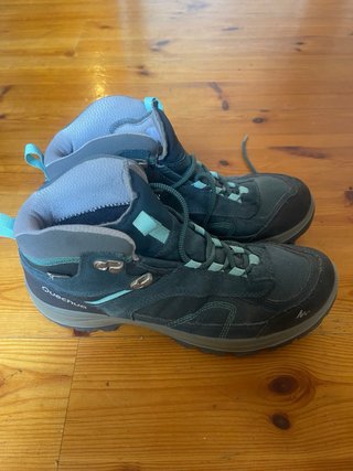 Botas de montaña Quechua impermeables