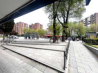 Local comercial en venta en Fontarrón en Madrid