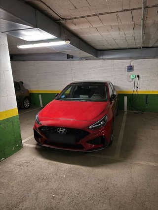 Garaje en venta en Moscardó en Madrid