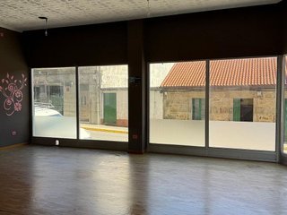 Local comercial en venta en Boiro