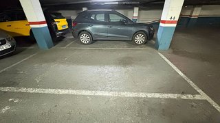 Garaje en venta en Sant Josep en Hospitalet de Llobregat, L´