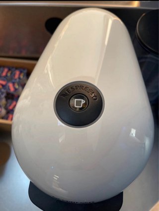Cafetera Krups Nespresso Vertuo Plus nueva.