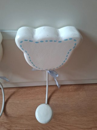 Perchero infantil osito blanco