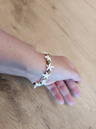 Pulsera estrellas de mar y perlas doradas