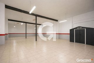 Local comercial en venta en Passeig Maragall - Zona Estació en Gavà