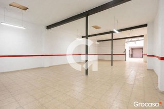 Local comercial en venta en Passeig Maragall - Zona Estació en Gavà