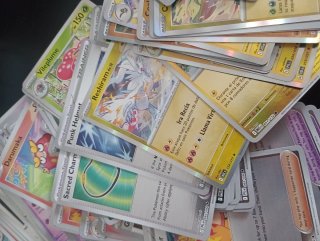 Lote Cartas Pokémon Holo y reverse