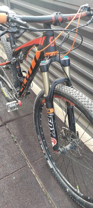 Scott Spark Talla M Montada en XT