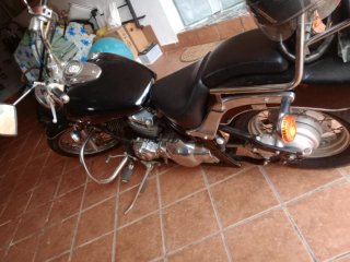Yamaha Drag Star Cruiser Negra