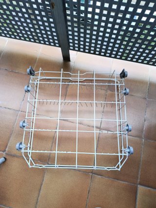 Cesta inferior lavavajillas