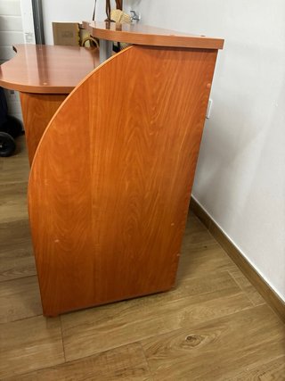 Mesa de ordenador madera y metal