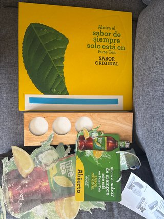 Exhibidor Fuze Tea para Bar