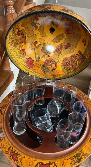 Mueble Bar Globo Terráqueo con Ruedas