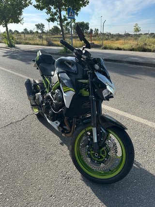 Kawasaki Z900 Performance
