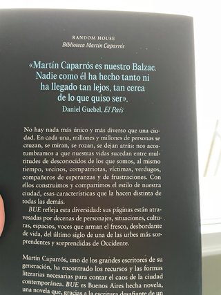Bue, Martín Caparrós