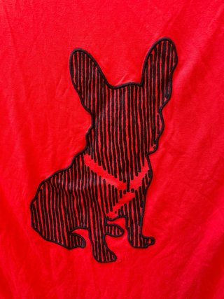 Camiseta roja Dolores Promesas talla Xs con encaje