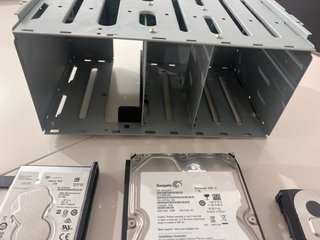 Chasis Silverstone DS380 con 6 discos duros