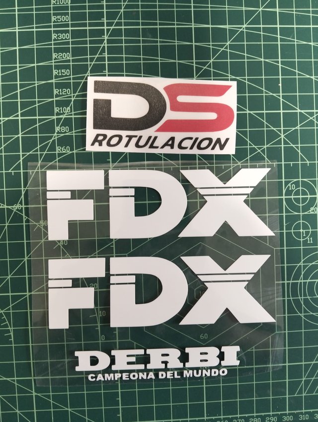 Termo Adhesivos asiento Derbi FDX