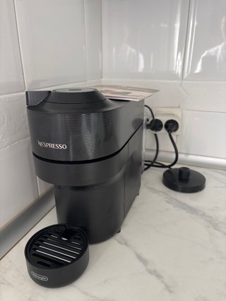 Cafetera Nespresso Negra vertuo