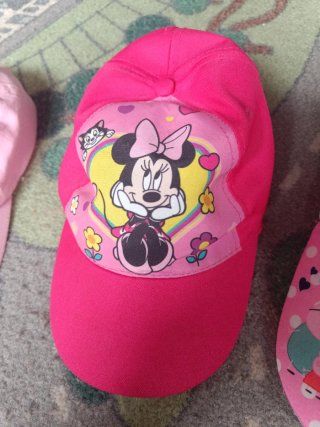 4 Gorras