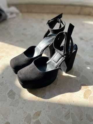 Tacones negros plataforma