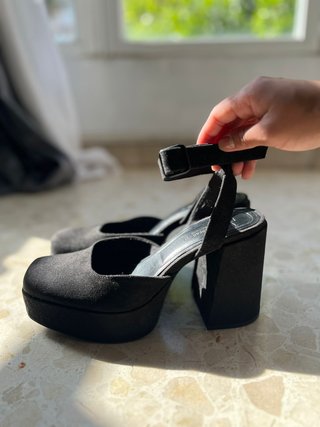 Tacones negros plataforma