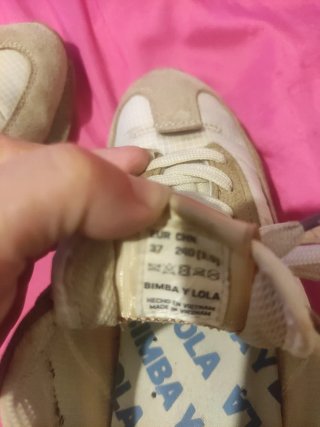 Zapatillas Bimba y Lola Talla 38 Beige