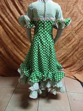 Traje de flamenca niña verde lunares