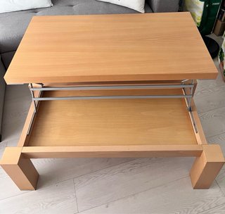 Mesa de centro elevable de madera