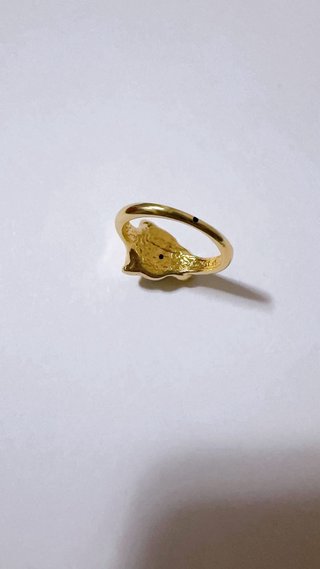 Anello in oro 18kt 750 a forma di testa di pantera