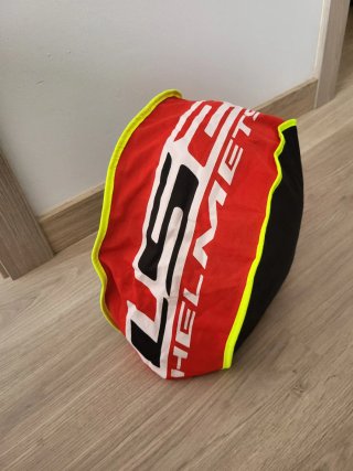 Casco Integral Moto Negro y Amarillo