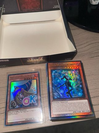 90 Carte Yu-Gi-Oh olografiche. Collezione Rarità V