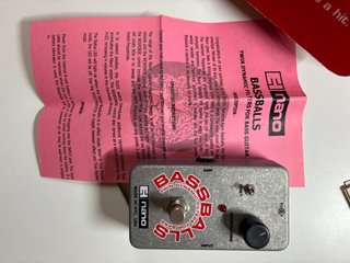 Electro Harmonix Nano Bassballs