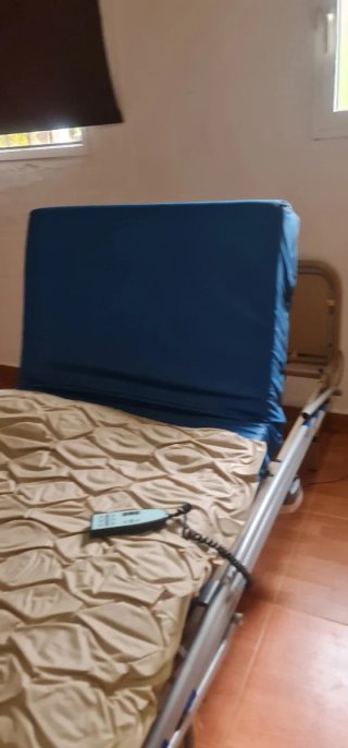 Cama articulada de regalo