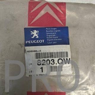 EMBELLECEDOR INFERIOR CONSOLA CENTRAL PEUGEOT 306