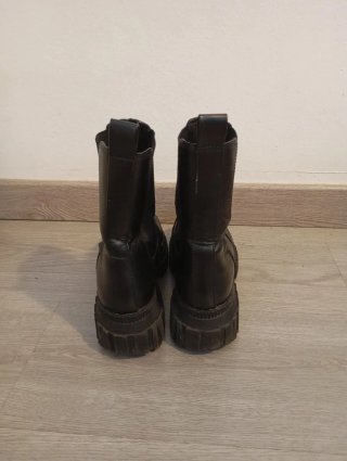 Botines negros plataforma