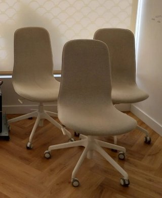 Silla de oficina IKEA LANGFJALL beige/blanca