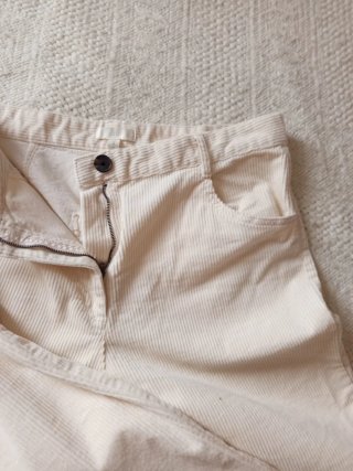 Pantalón pana pierna ancha beige