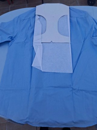 Camisa hombre T 4. Con etiquetas. VER medidas