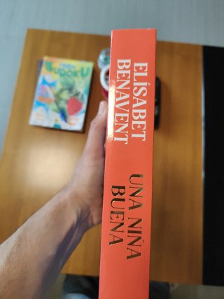 Una niña buena / A Good Girl (Spanish Edition)