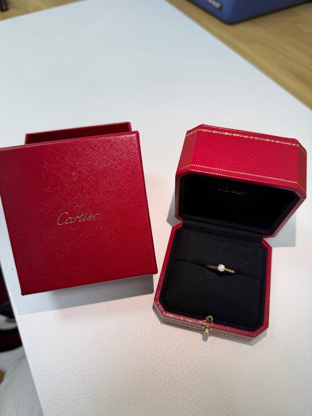 Anillo Cartier Oro 18k Solitario