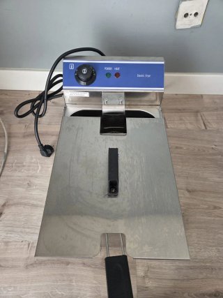 Freidora Eléctrica Profesional 10L