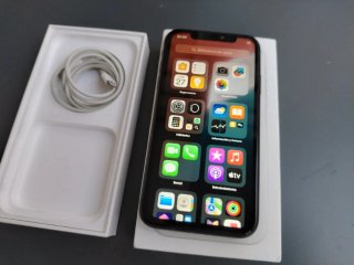 iPhone 11 64GB Nero/Bianco