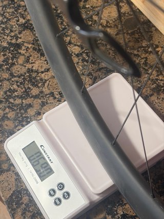 Rueda delantera  50mm carbono para zapatas