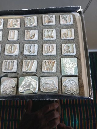 Set Sellos Cuero Letras y Dibujos