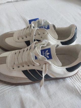 Adidas Samba (no son originales)  Beige/Blanco