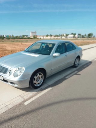 Mercedes-Benz Clase E 2005