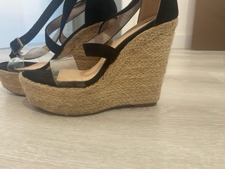 Zapatos de cuña negros