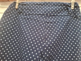 Pantalón Talla M.  Medidas en descripción