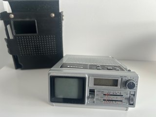 Radio TV Despertador Pilas/Corriente Tv analogica
